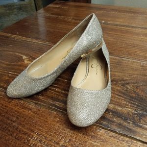 Jessica Simon tan/gold sparkly flatts